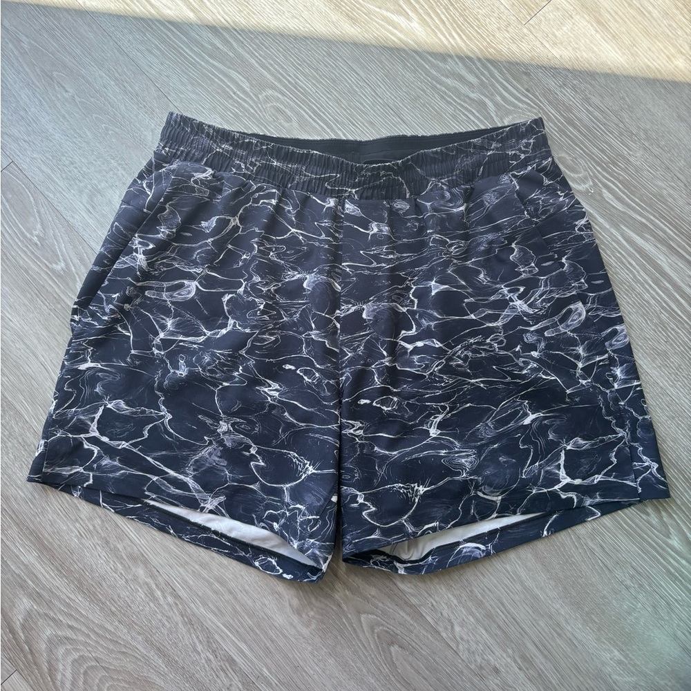lululemon athletica Men's Black & White Swim Trunks